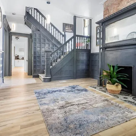 Massive 11Br Home Ideal For Reunions